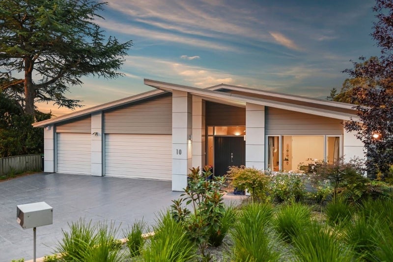 10 Sunhaven Place, Huntsbury, Christchurch - Carousel 1