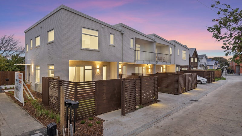 91B Olliviers Road, Phillipstown, Christchurch - Carousel 1