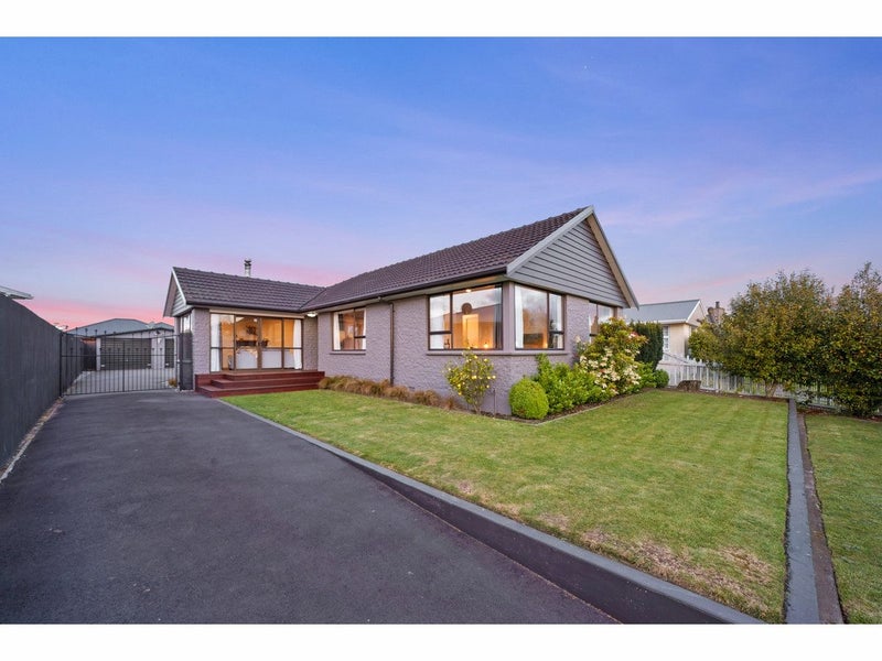 5 Carbine Place, Sockburn, Christchurch - Carousel 28