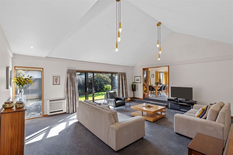 7 Goya Place, Bishopdale, Christchurch - Carousel 2