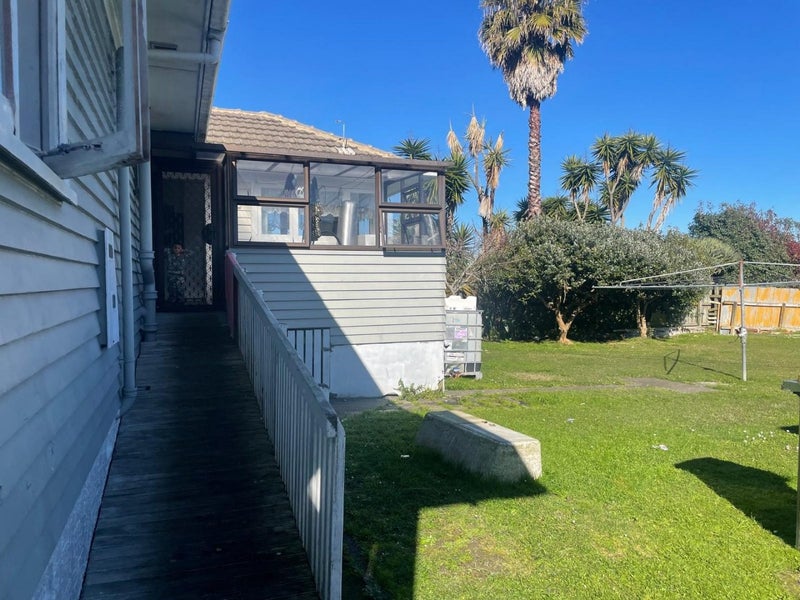 13 Scotts Road, Manurewa East, Auckland - Carousel 7