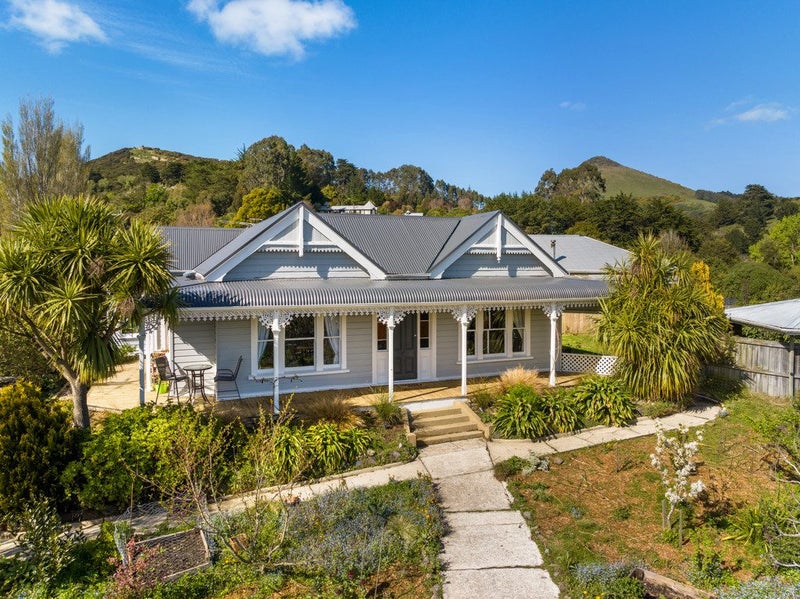 2 Allans Beach Road, Portobello, Dunedin - Carousel 1