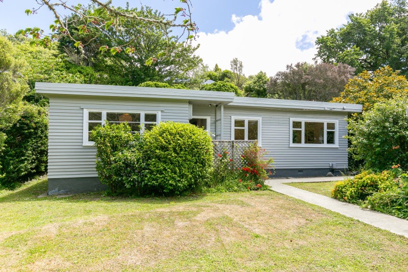 167 Newlands Road, Newlands, Wellington - Carousel 1