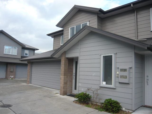 8/27 Jones Crescent, Melville, Hamilton - Carousel 2