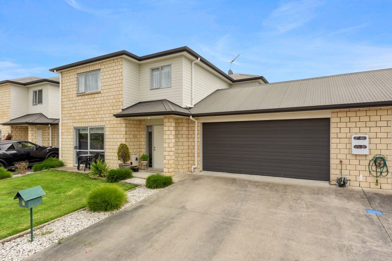 7 Waima Lane, Huntington, Hamilton - Carousel 1