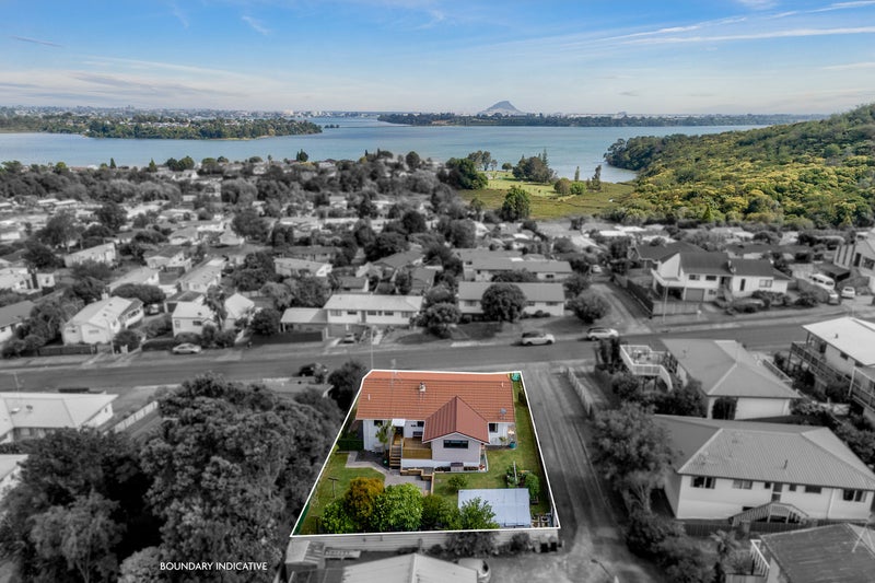 25 Corinna Street, Welcome Bay, Tauranga - Carousel 2