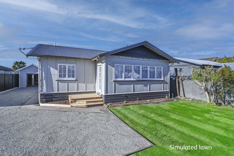 709 Queen Street West, Saint Leonards, Hastings - Carousel 1