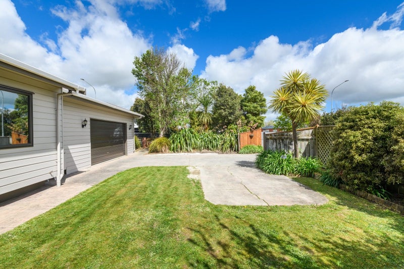 125 Summerhill Drive, Fitzherbert, Palmerston North - Carousel 14