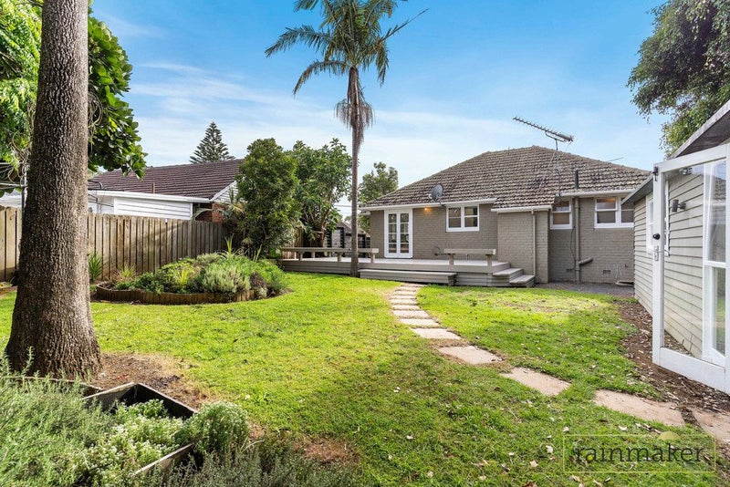 20 Alamein Road, Panmure, Auckland - Carousel 1