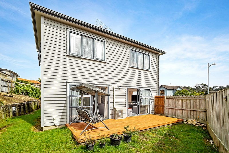 14 Sapperton Drive, Henderson, Auckland - Carousel 2