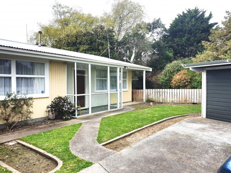 21A Tararua Terrace, Cloverlea, Palmerston North - Carousel 1