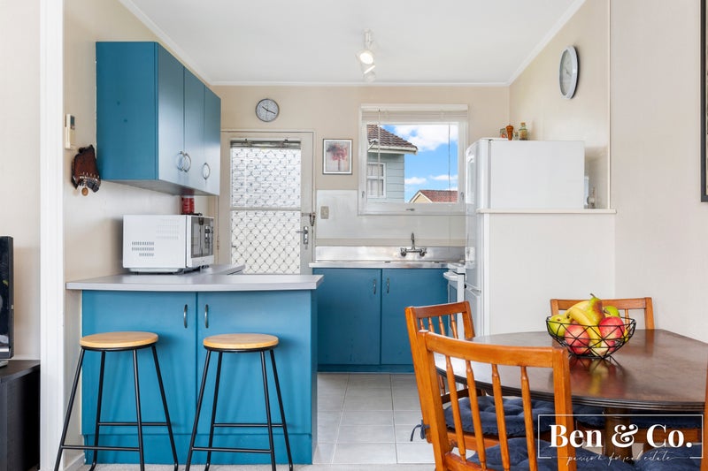 1/13 Lavas Place, Mount Wellington, Auckland - Carousel 2