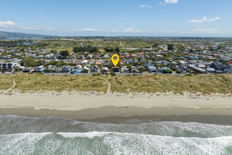 258 Marine Parade, New Brighton, Christchurch - Carousel 1