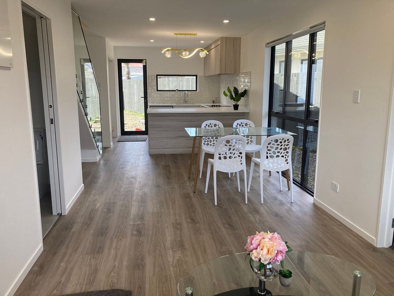 7/3 Harris Road, Mount Wellington, Auckland - Carousel 2
