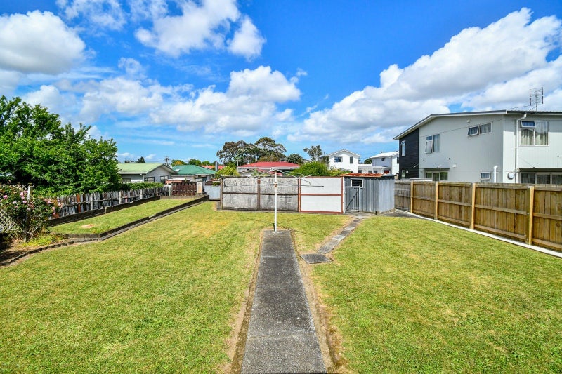 1 Sterling Avenue, Manurewa East, Auckland - Carousel 2