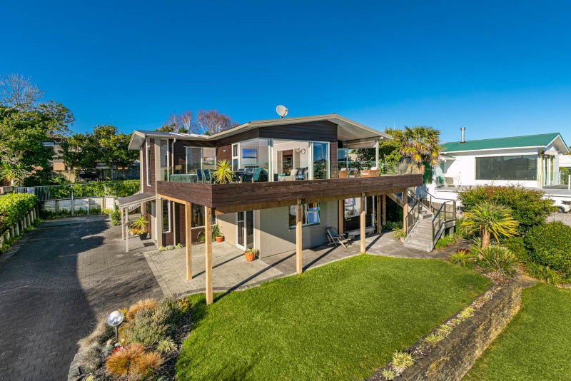 12A Newhaven Terrace, Mairangi Bay, Auckland - Carousel 1