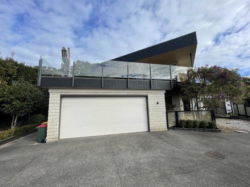 8A Taumata Road, Castor Bay, Auckland - Carousel 18