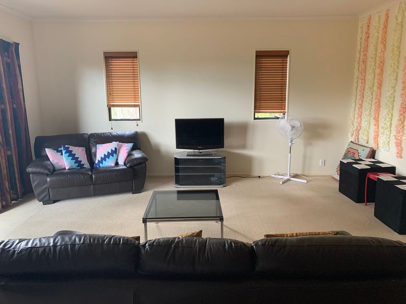 28 Lorikeet Place, Unsworth Heights, Auckland - Carousel 2