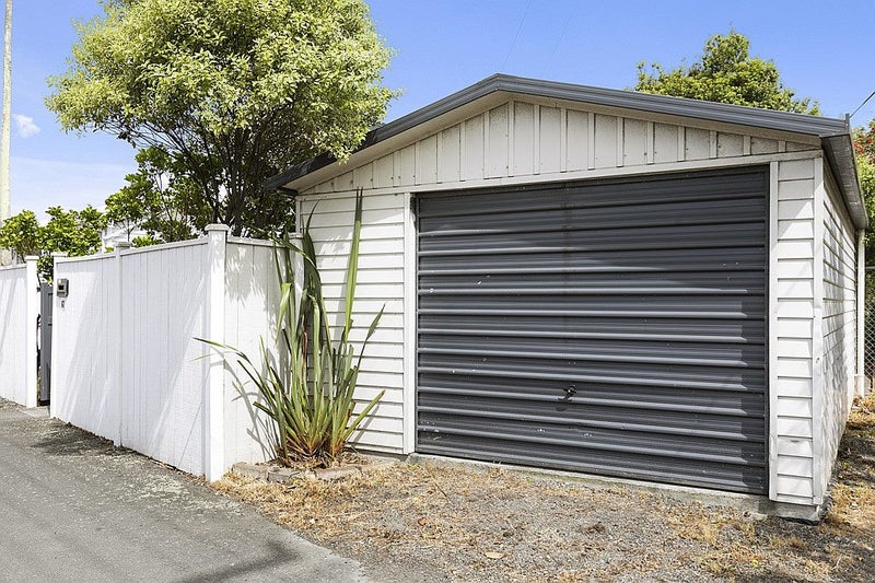 67 Hutt Road, Petone, Lower Hutt - Carousel 19