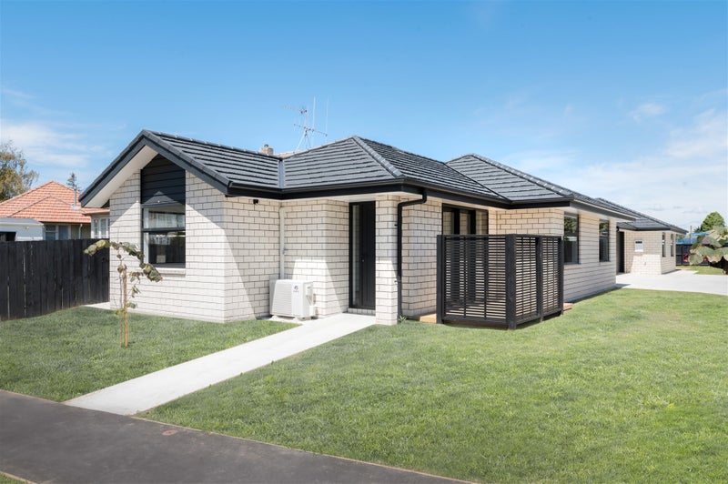 2/31 Churchill Avenue, Maeroa, Hamilton - Carousel 1