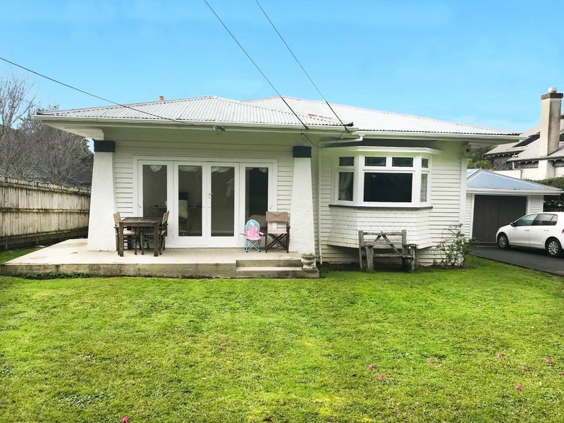 58 Maungakiekie Avenue, Greenlane, Auckland - Carousel 1