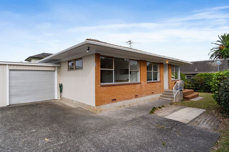 3/39 Eversleigh Road, Belmont, Auckland - Carousel 2