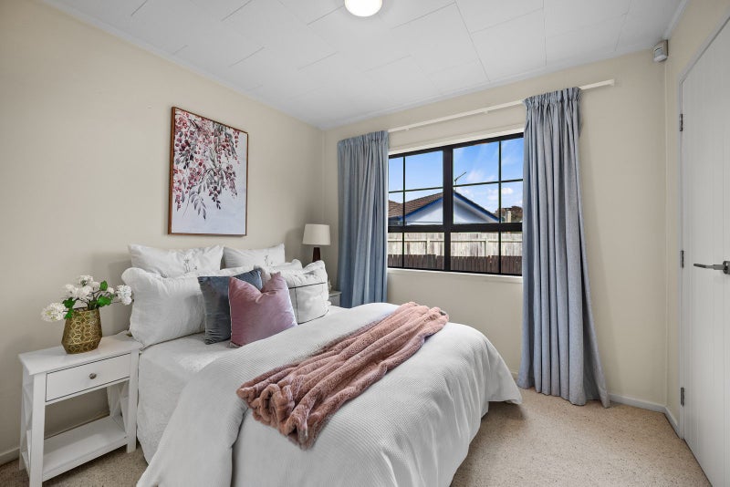 79 Santiago Crescent, Unsworth Heights, Auckland - Carousel 16