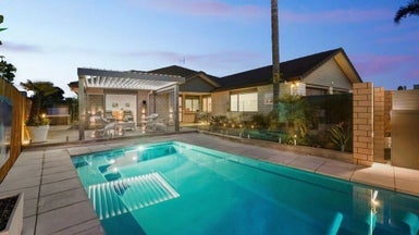 7 Santorini Key, Papamoa Beach, Papamoa - Carousel 1