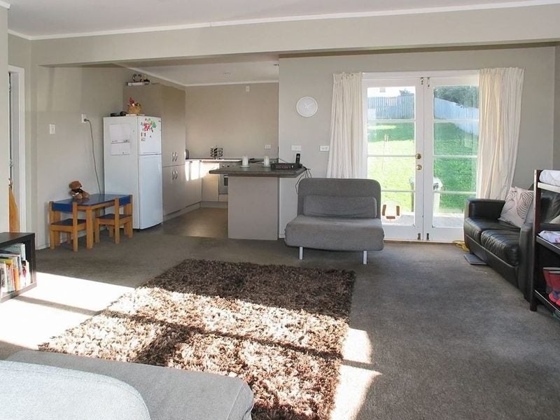 104 Te Pene Avenue, Titahi Bay, Porirua - Carousel 2
