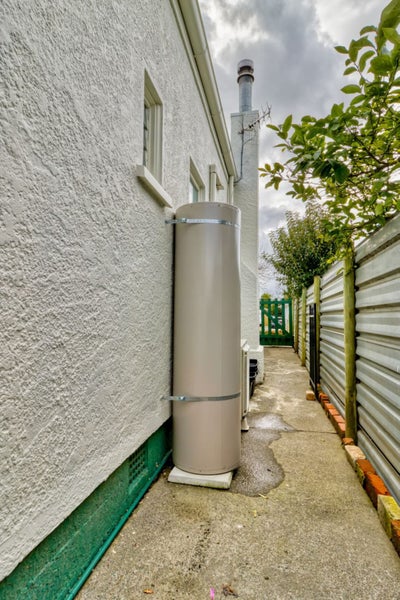 815 Dufferin Street, Akina, Hastings - Carousel 20