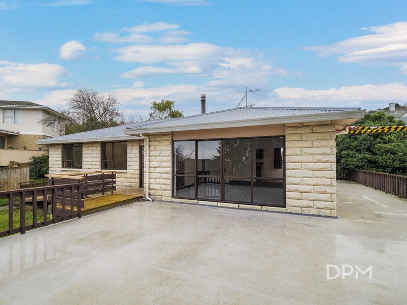 87 Elm Row, Dunedin Central, Dunedin - Carousel 1