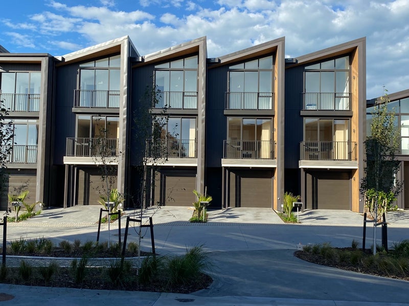 8 Amber Glen, Albany, Auckland - Carousel 1