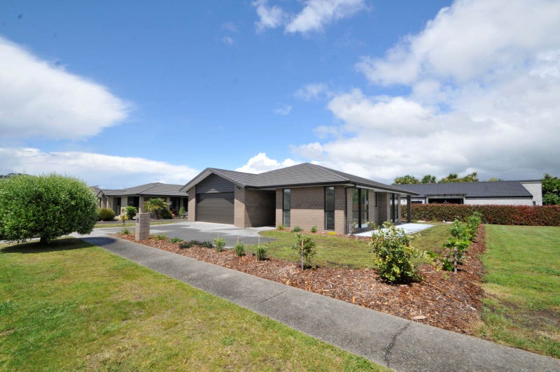 11 Park Avenue, Mangawhai Heads, Mangawhai - Carousel 2
