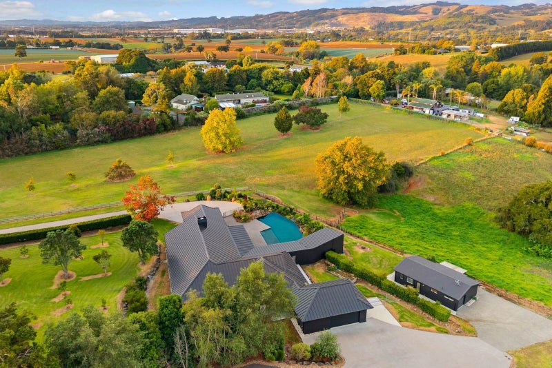 1565 Great South Road, Ramarama, Drury - Carousel 50