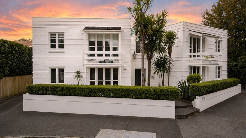 2/2 Herne Bay Road, Herne Bay, Auckland - Carousel 1