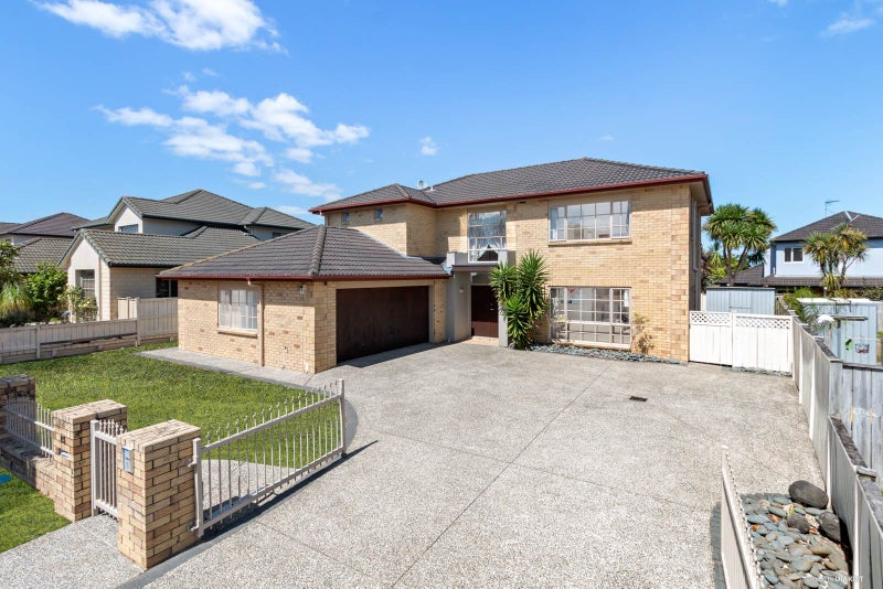85 Middlefield Drive, Flat Bush, Auckland - Carousel 1
