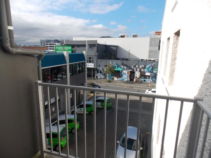 212A Victoria Street, Te Aro, Wellington - Carousel 13