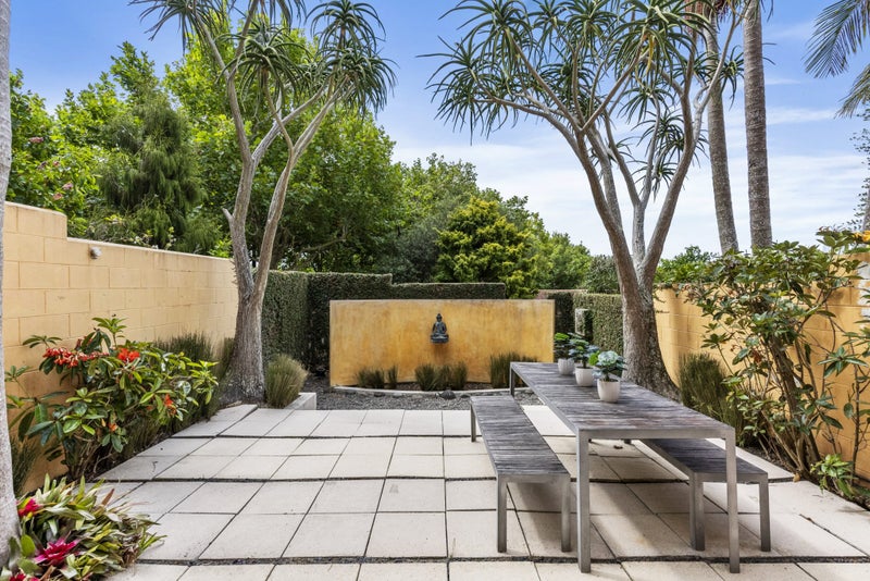 27 Grattan Place, Freemans Bay, Auckland - Carousel 2