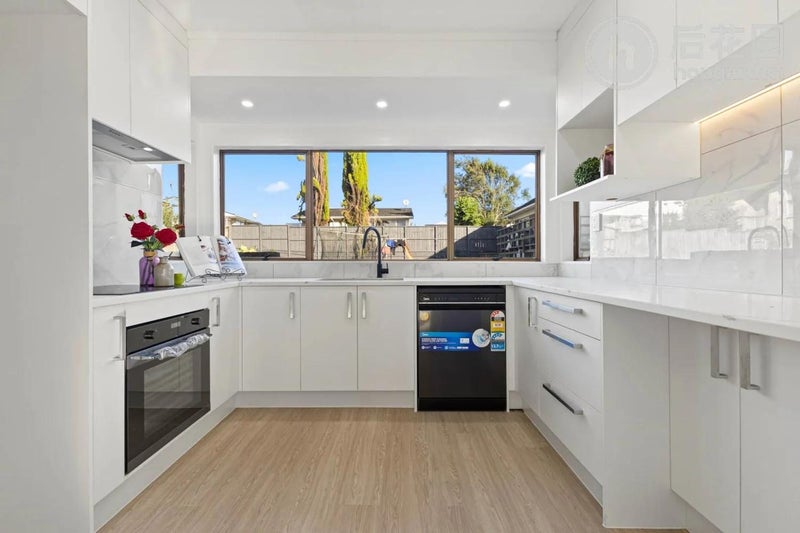 2/258 Great South RD, Takanini, Auckland - Carousel 6