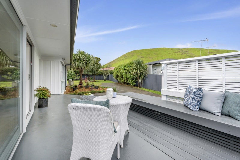 3 Toatoa Place, Mangere Bridge, Auckland - Carousel 2