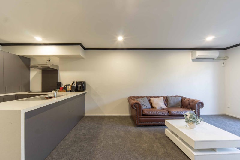9H Denver Place, Hamilton East, Hamilton - Carousel 2