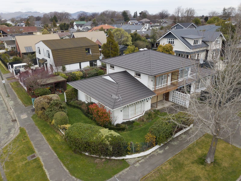 12 Tomes Road, St Albans, Christchurch - Carousel 1