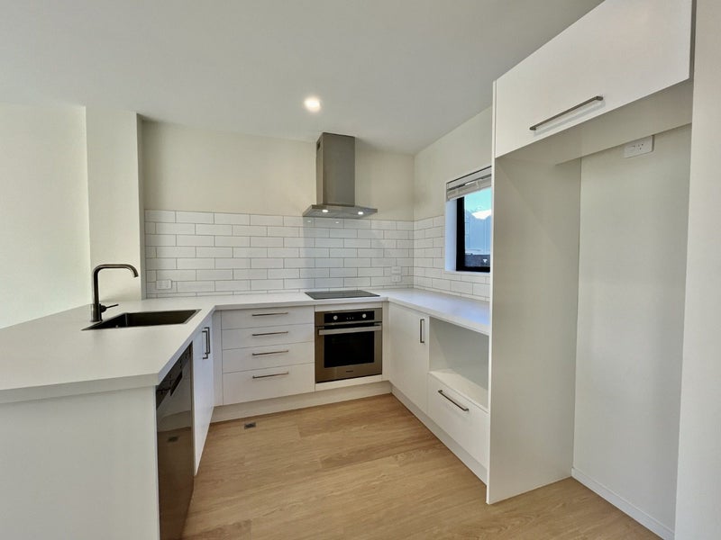 6/18 Cross Street, Phillipstown, Christchurch - Carousel 2