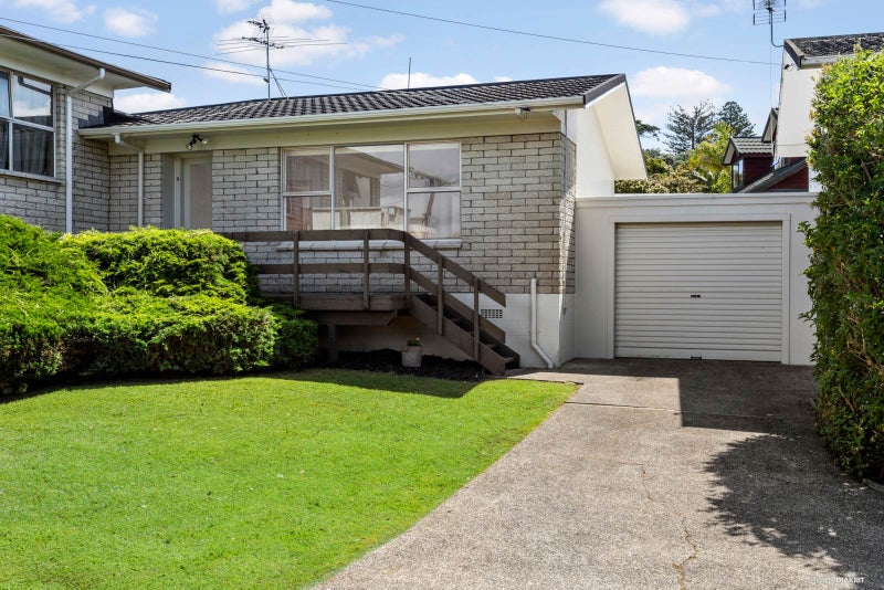 2/3 Fifeshire Street, Belmont, Auckland - Carousel 1
