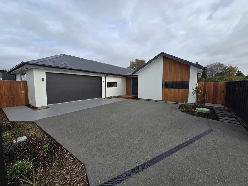 34 Walter Case Drive, Harewood, Christchurch - Carousel 1