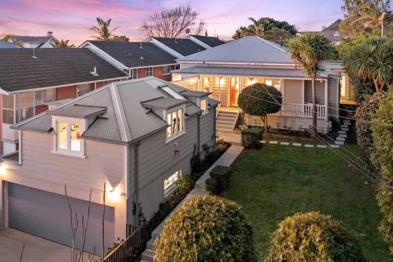 5 Kingsview Road, Mount Eden, Auckland - Carousel 1