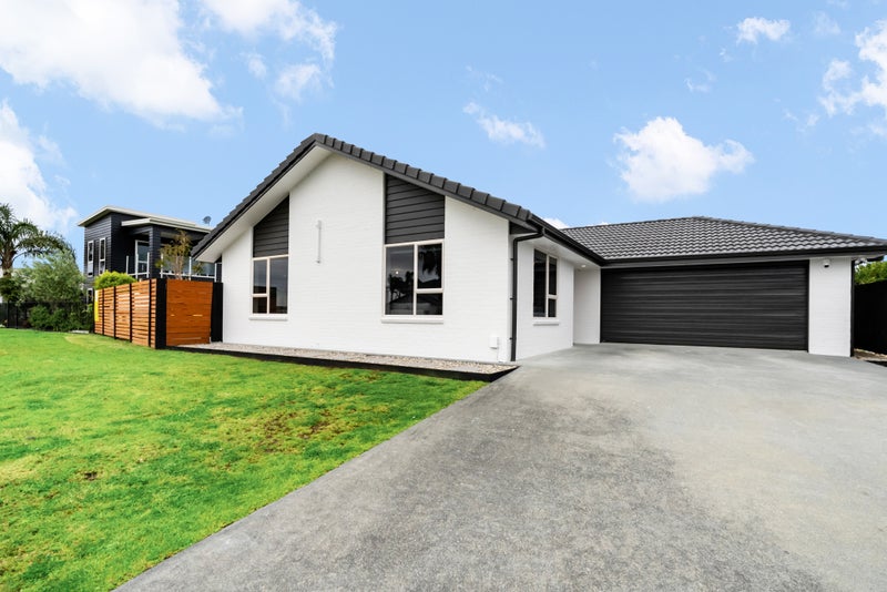 104 Barbados Way, One Tree Point - Carousel 1