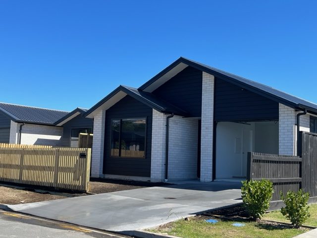 4 Inaka Place, Poike, Tauranga - Carousel 2