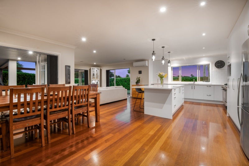 240 Three Oaks Drive, Albany - Carousel 2