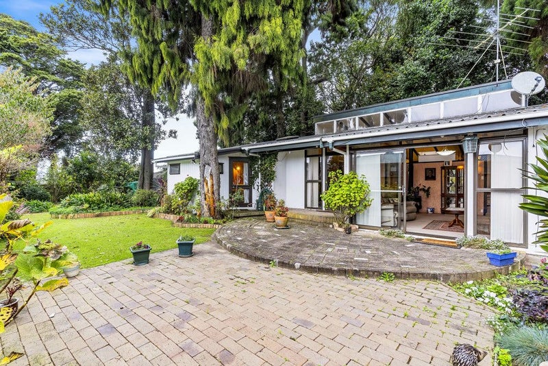 17B Butterworth Avenue, Opaheke, Papakura - Carousel 1